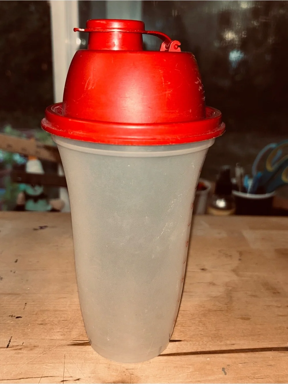 Vintage Tupperware #844 Quick Shaker Clear Blender with Red Lid No Insert